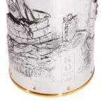Handcrafted by the florentine master goldsmith Giuliano Foglia, this is a little detail of Giganti Champagne bottle cover lid detail featuring a meticulously detailed scene from Dante\'s Divine Comedy