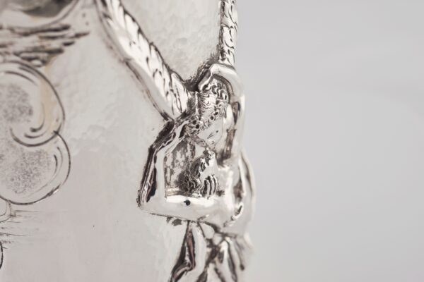 Detail of Amore e Psiche Champagne Bottle Cover