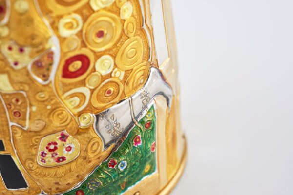 Detail of The Kiss Champagne Bottle Cover