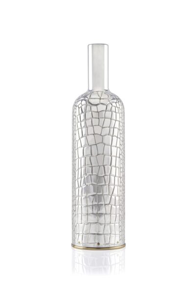 Front of the Wine bottle cover Alligator