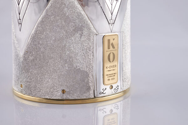 Detail of the Champagne bottle cover "Alchimia"