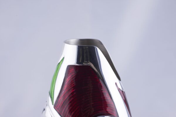 Detail of the Champagne bottle cover "Incontro"