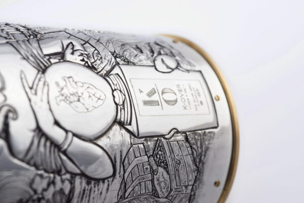 detail of the champagne bottle cover Pirate Story