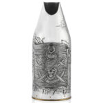 Front of the champagne bottle cover Pirate Story